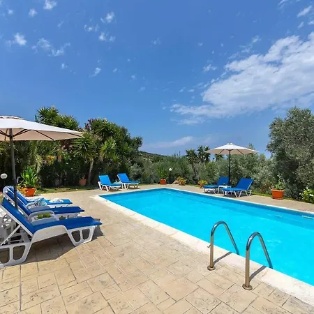 Villa Katerina Polis